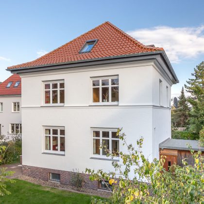 Villa mit Hohlfalzziegel Z5